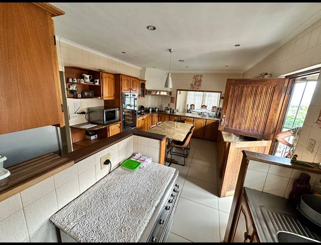 3 BEDROOM FREESTANDING FOR SALE IN EASTWOOD